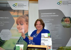 Eike Kaim from Hochschule Geisenheim University. The study advisor presented the B.Sc. degree program in horticulture.